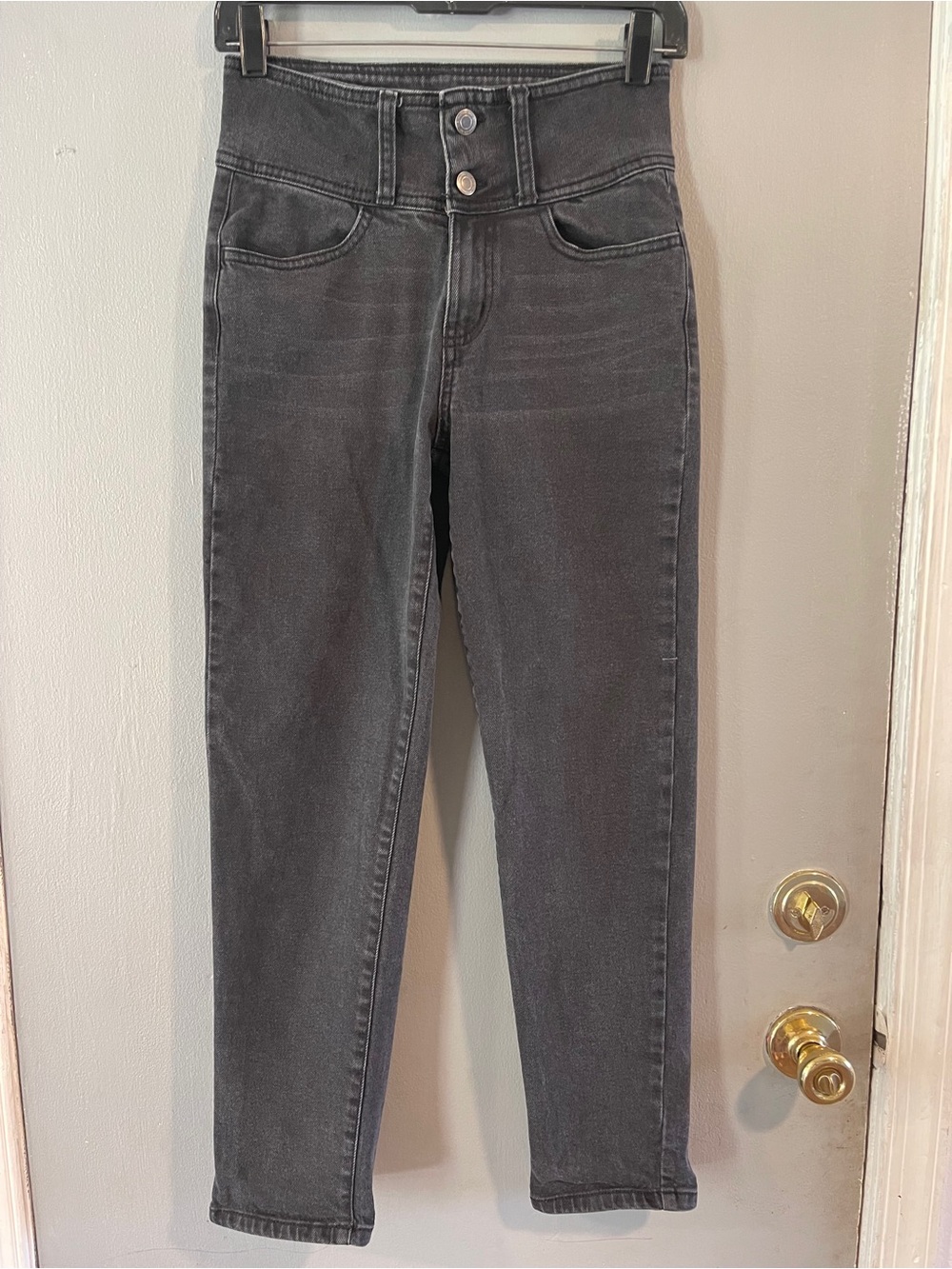 SO Women's High Rise Mom Jeans in Washed Black Size 1 / 25